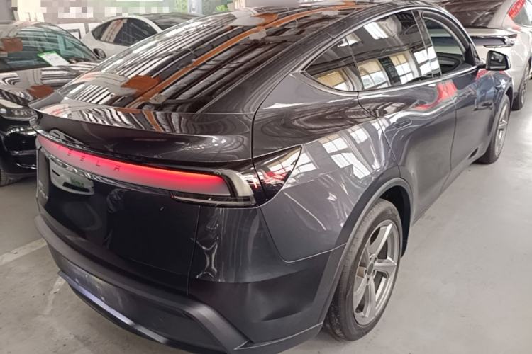 Used Tesla Model Y 2025 Rear-Wheel-Drive Version Rear Right 45 Deg