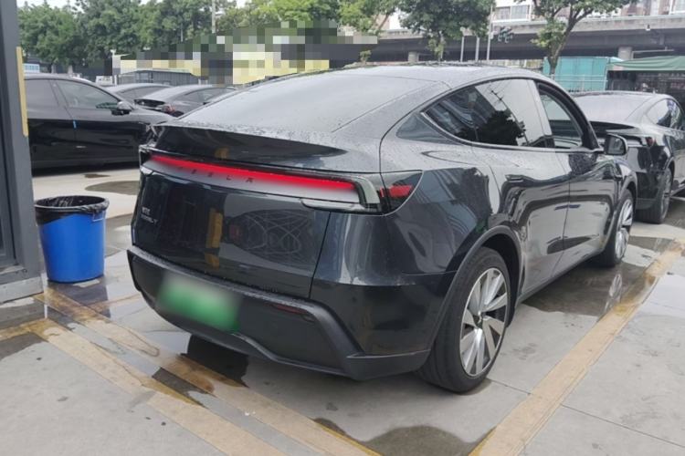Used Tesla Model Y 2025 Rear-Wheel-Drive Version Rear Right 45 Deg