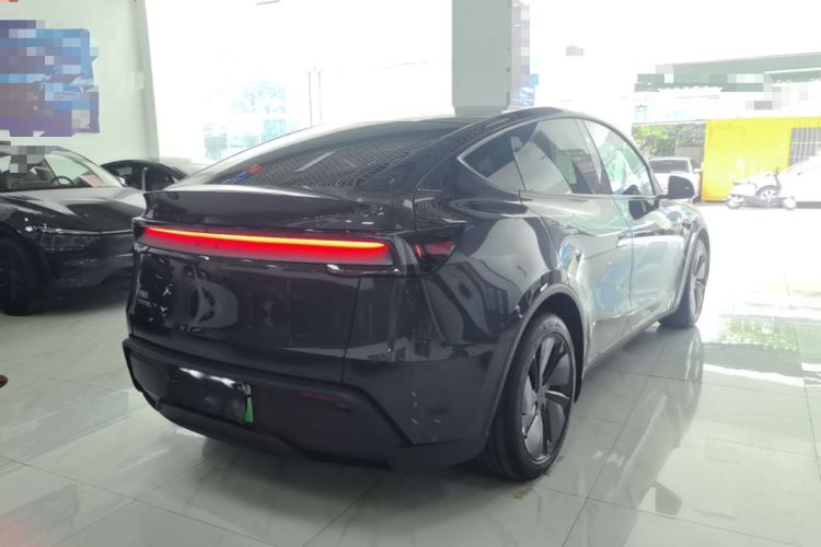 Used Tesla Model Y 2025 Rear-Wheel-Drive Version Rear Right 45 Deg