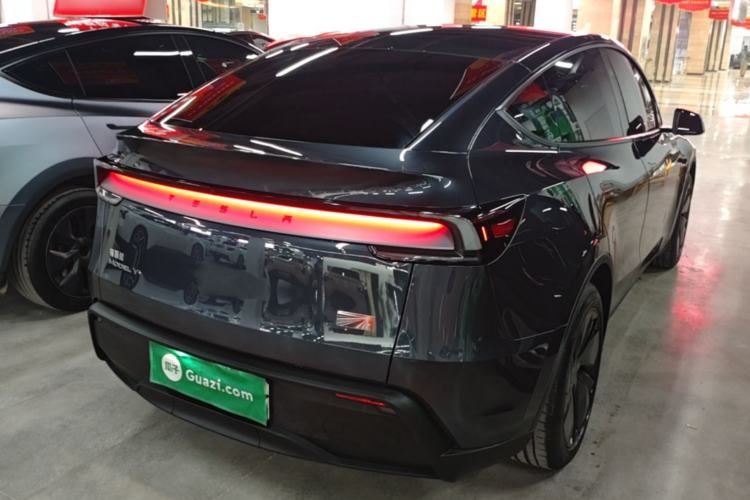 Used Tesla Model Y 2025 Long-Range All-Wheel Drive First Edition Rear Right 45 Deg
