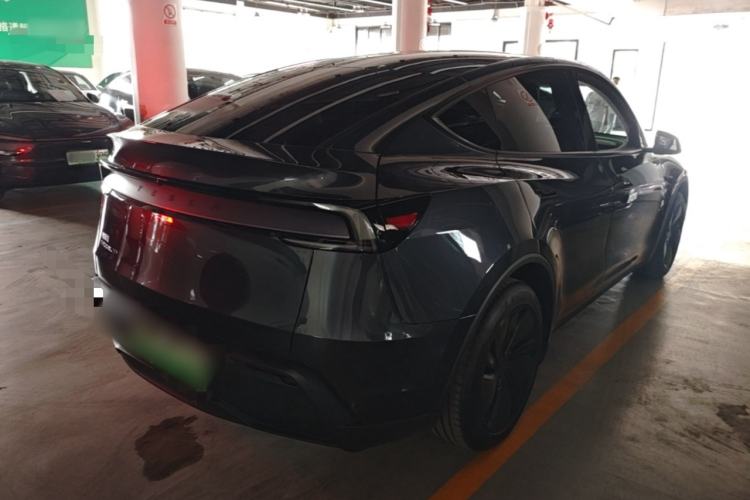 Used Tesla Model Y 2025 Long-Range All-Wheel-Drive Version Rear Right 45 Deg