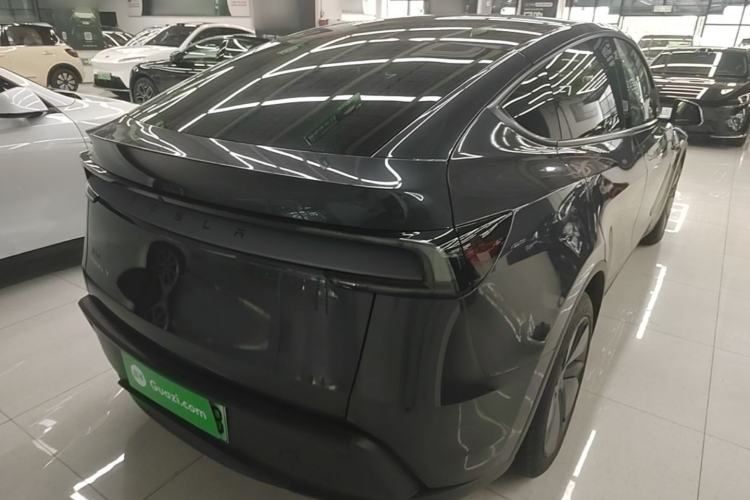 Used Tesla Model Y 2025 Rear-Wheel Drive First Edition Rear Right 45 Deg