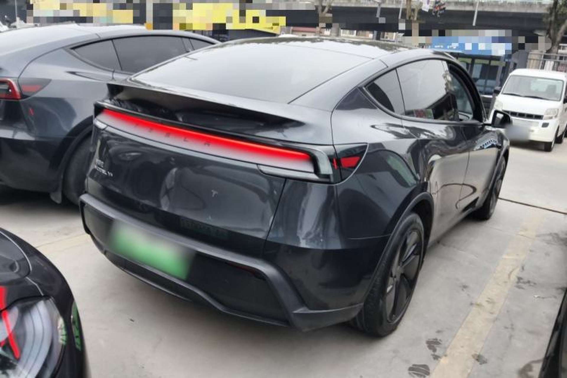 Used Tesla Model Y 2025 Long-Range All-Wheel-Drive Version Rear Right 45 Deg