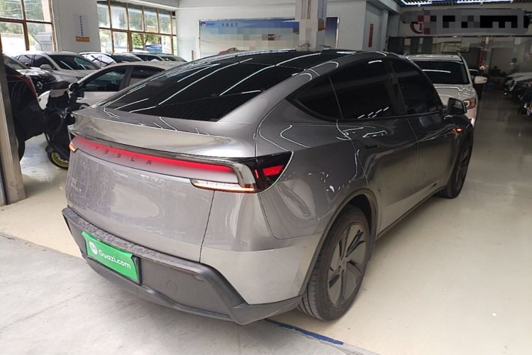 Used Tesla Model Y 2025 Rear-Wheel-Drive Version Rear Right 45 Deg