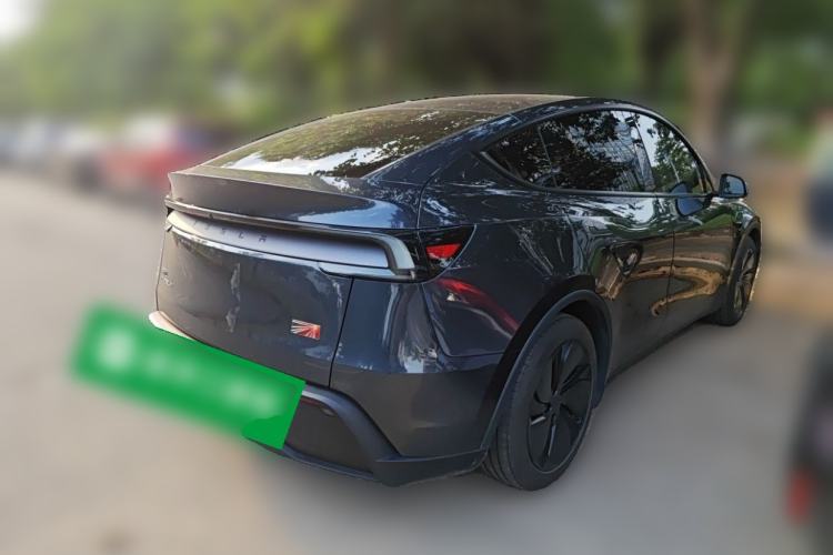 Used Tesla Model Y 2025 Rear-Wheel Drive First Edition Rear Right 45 Deg