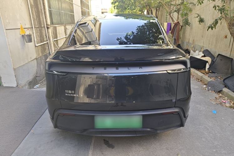 Used Tesla Model Y 2025 Rear-Wheel-Drive Version Rear