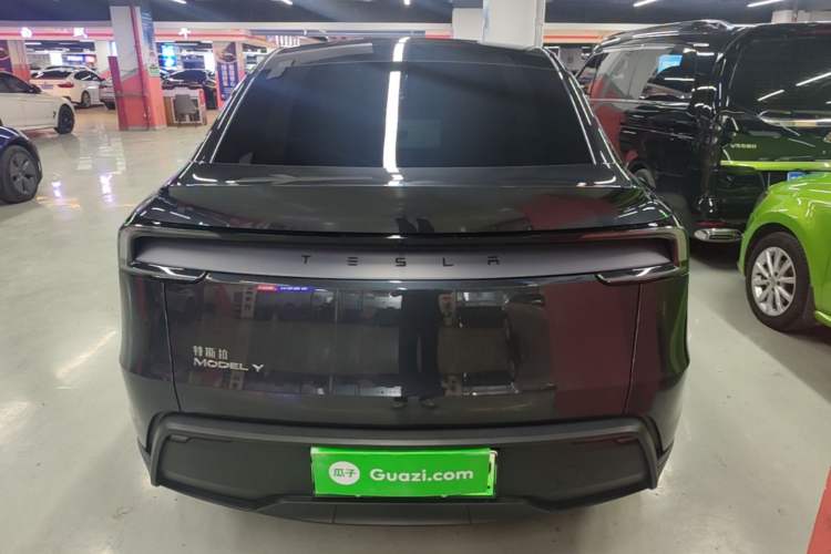 Used Tesla Model Y 2025 Rear-Wheel-Drive Version Rear