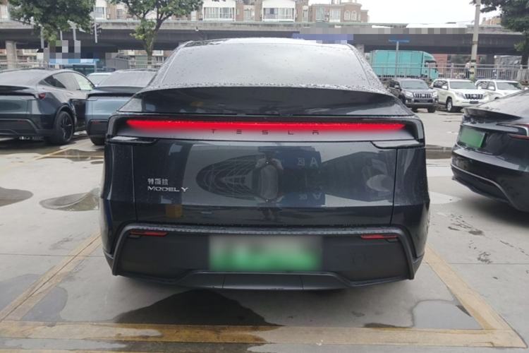 Used Tesla Model Y 2025 Rear-Wheel-Drive Version Rear