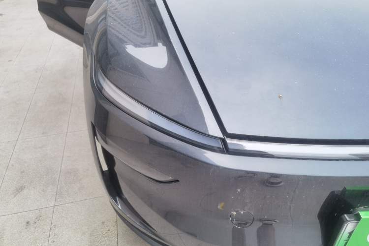 Used Tesla Model Y 2025 Long-Range All-Wheel-Drive Version Right Front Headlight