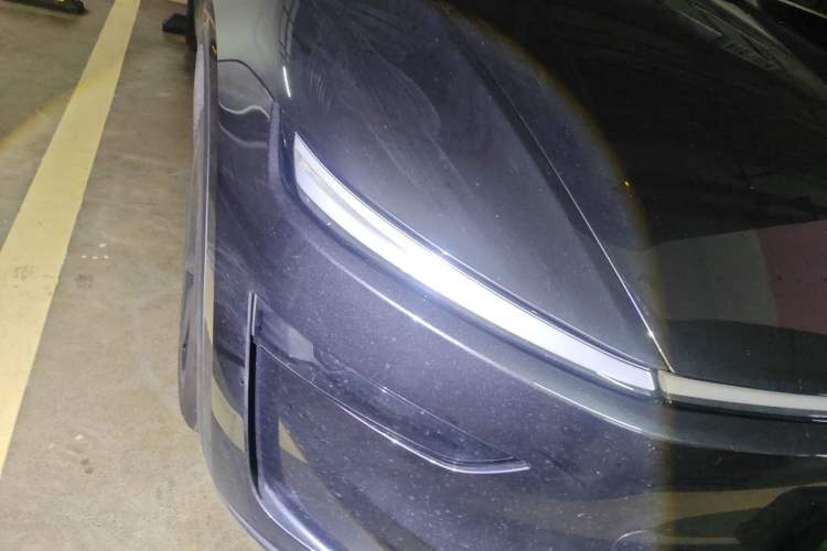 Used Tesla Model Y 2025 Rear-Wheel-Drive Version Right Front Headlight
