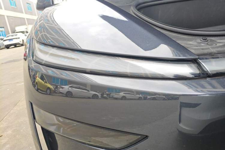 Used Tesla Model Y 2025 Long-Range All-Wheel Drive First Edition Right Front Headlight