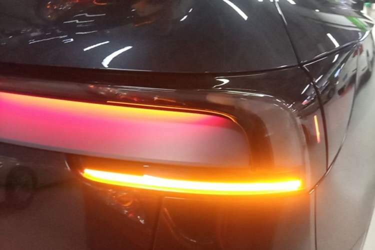 Used Tesla Model Y 2025 Long-Range All-Wheel Drive First Edition Right Rear Taillight
