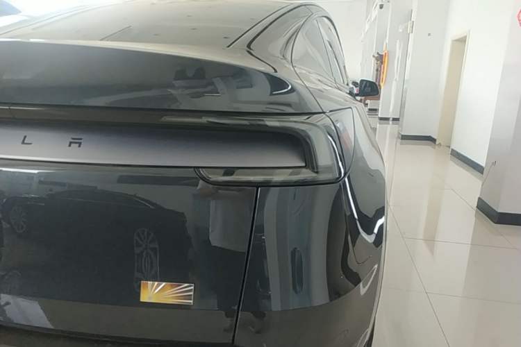Used Tesla Model Y 2025 Rear-Wheel-Drive Version Right Rear Taillight