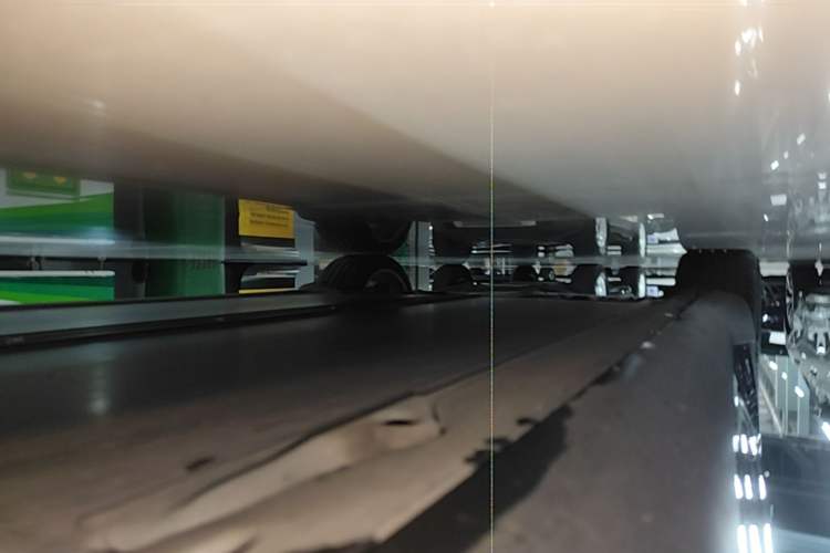 Used Tesla Model Y 2025 Rear-Wheel-Drive Version Right Side Sill