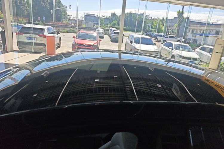 Used Tesla Model Y 2025 Long-Range All-Wheel Drive First Edition Roof