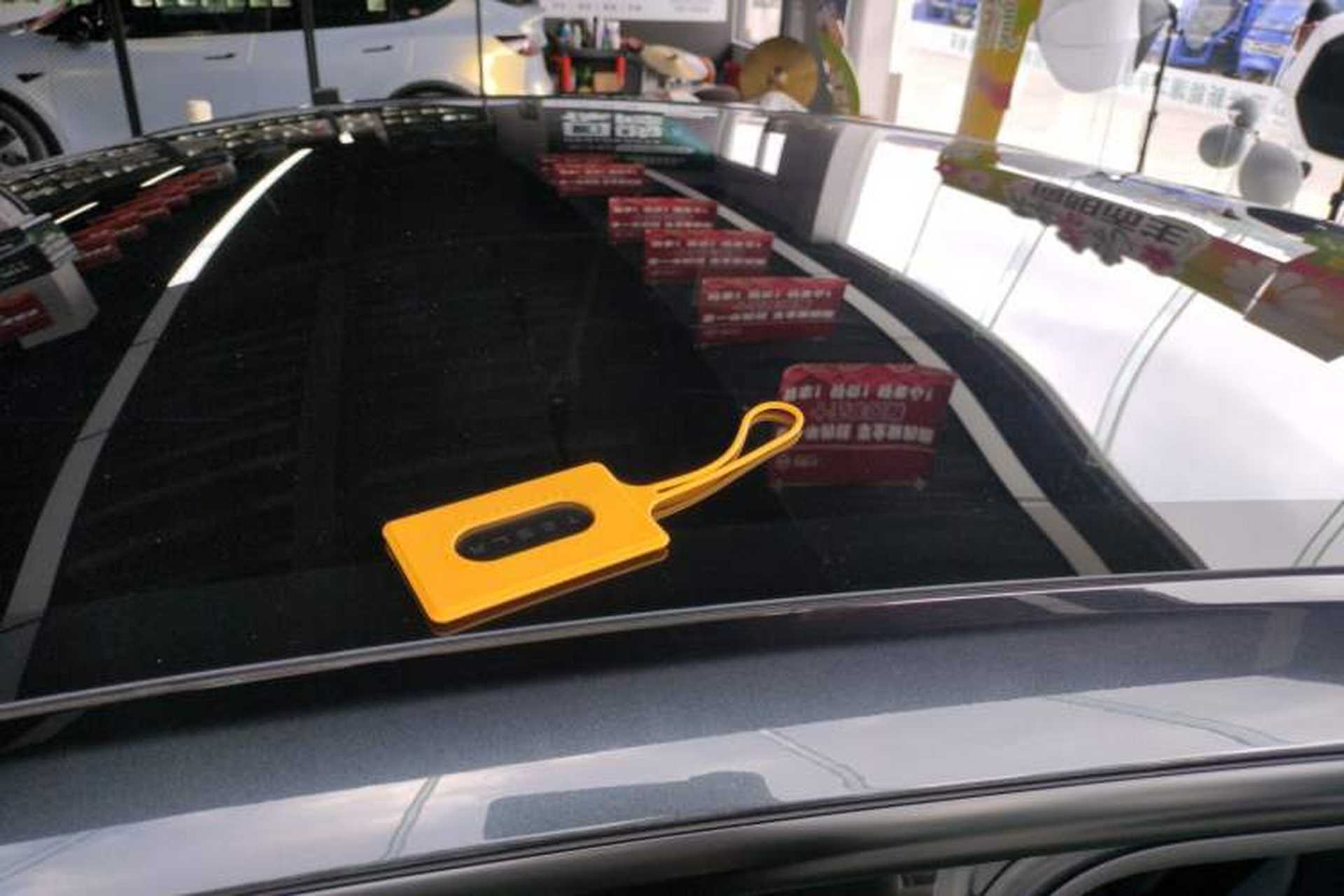 Used Tesla Model Y 2025 Rear-Wheel-Drive Version Roof