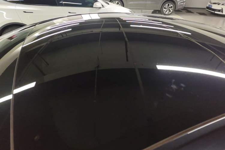 Used Tesla Model Y 2025 Long-Range All-Wheel Drive First Edition Roof