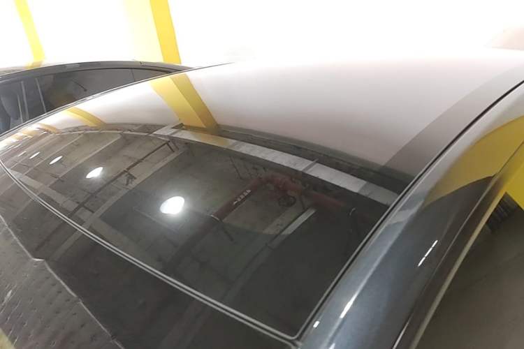 Used Tesla Model Y 2025 Long-Range All-Wheel Drive First Edition Roof