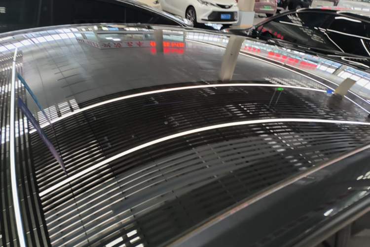 Used Tesla Model Y 2025 Rear-Wheel-Drive Version Roof