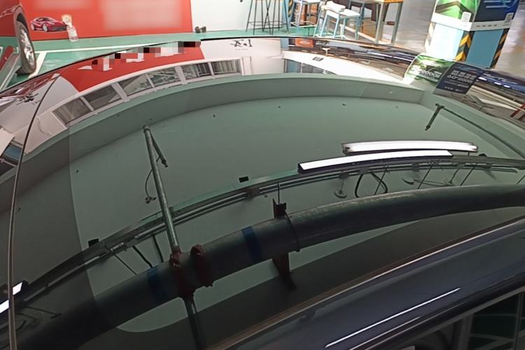 Used Tesla Model Y 2025 Rear-Wheel-Drive Version Roof