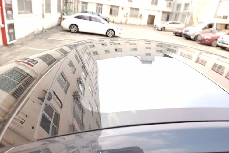Used Tesla Model Y 2025 Long-Range All-Wheel Drive First Edition Roof