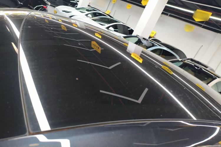 Used Tesla Model Y 2025 Rear-Wheel-Drive Version Roof