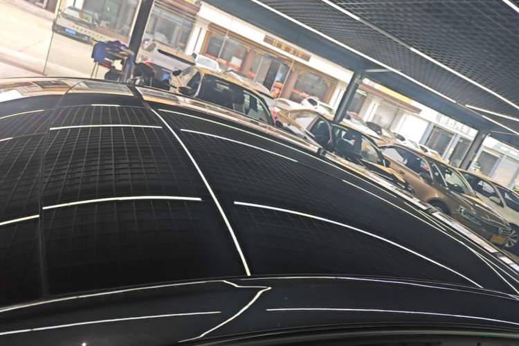 Used Tesla Model Y 2025 Rear-Wheel-Drive Version Roof