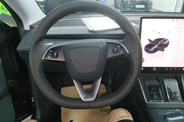Used Tesla Model Y 2025 Rear-Wheel-Drive Version Steering Wheel
