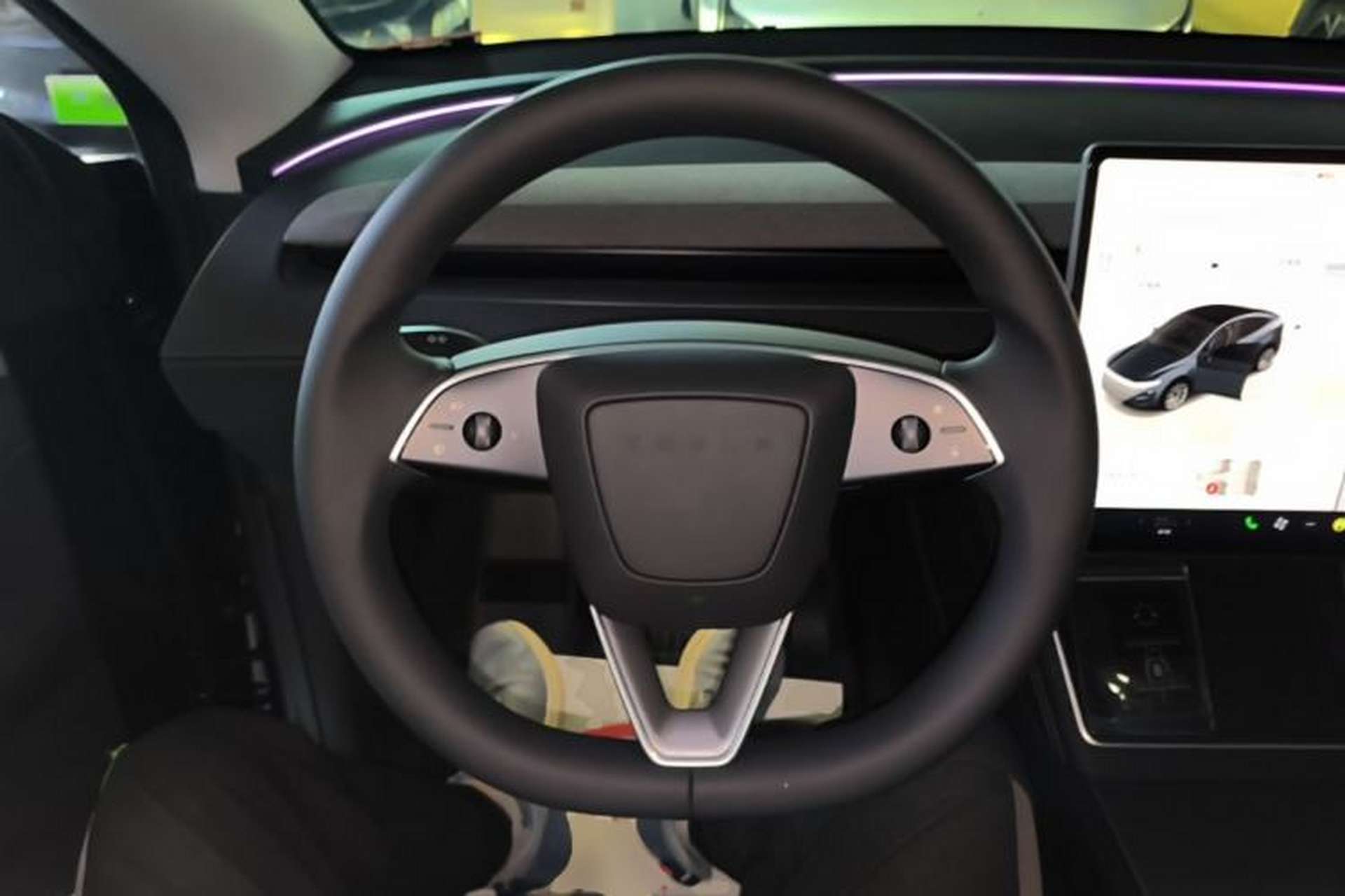 Used Tesla Model Y 2025 Updated Version Long-Range All-Wheel Drive Steering Wheel