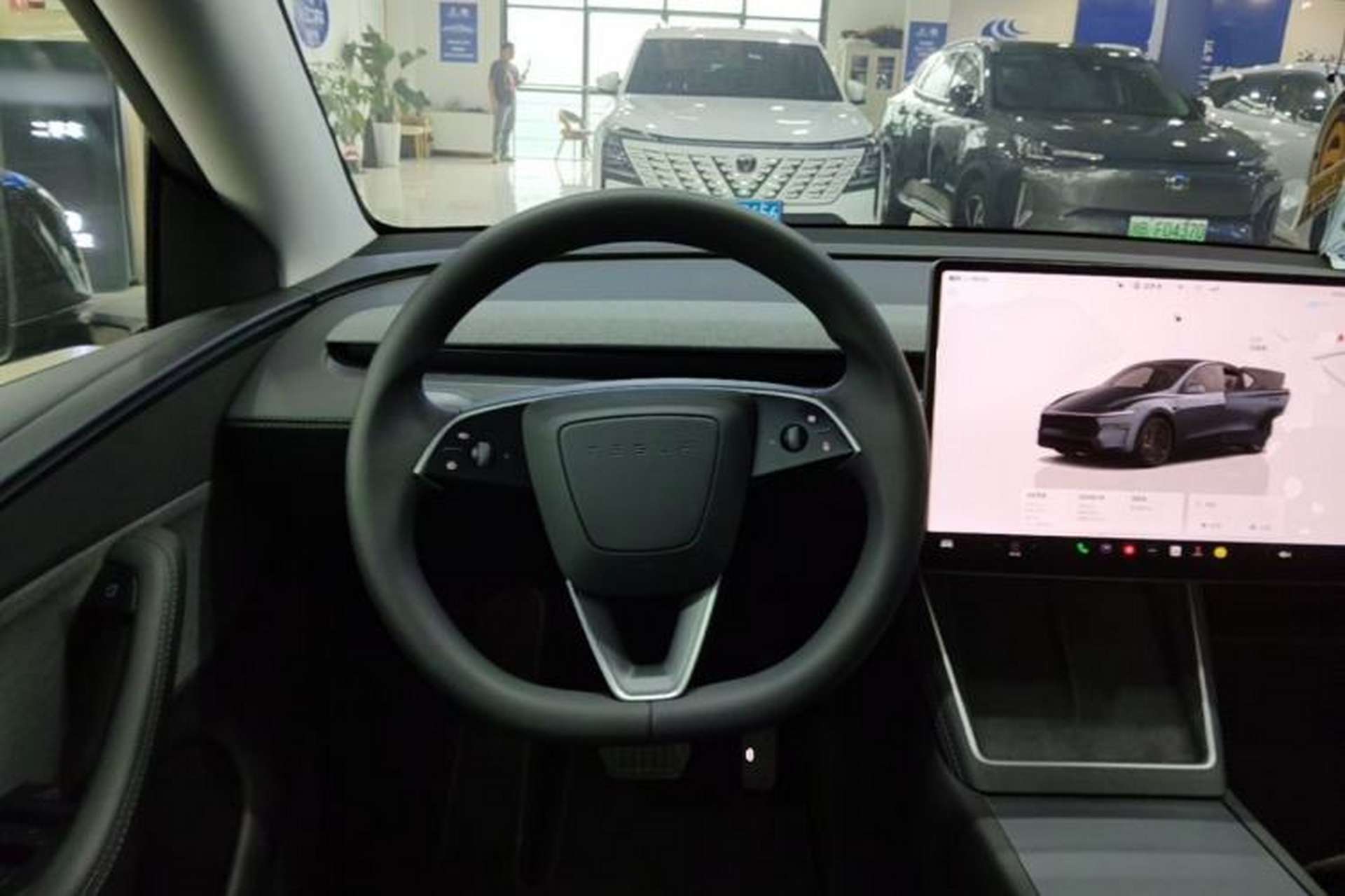 Used Tesla Model Y 2025 Rear-Wheel-Drive Version Steering Wheel