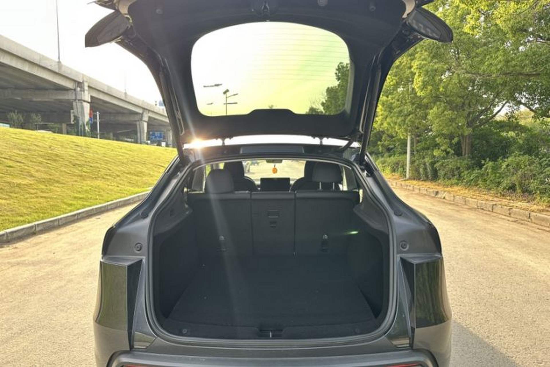 Used Tesla Model Y 2025 Rear-Wheel Drive First Edition Trunk