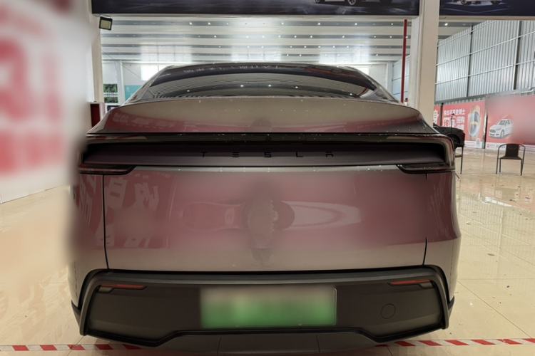 Used Tesla Model Y 2025 Rear-Wheel-Drive Version Trunk