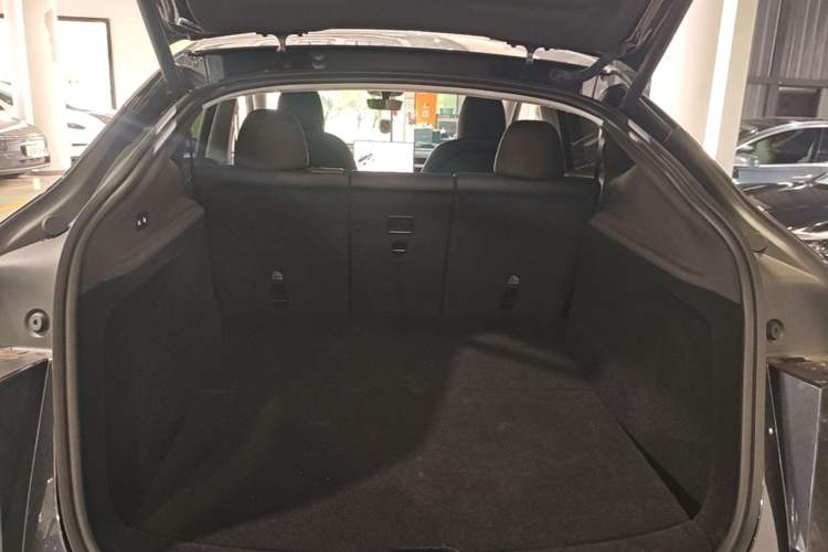Used Tesla Model Y 2025 Long-Range All-Wheel Drive First Edition Trunk