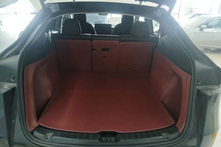 Used Tesla Model Y 2025 Long-Range All-Wheel Drive First Edition Trunk