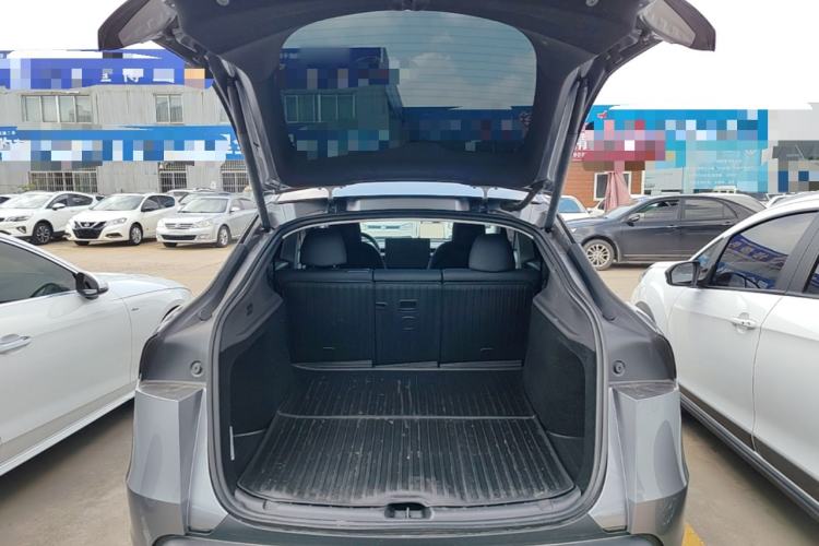 Used Tesla Model Y 2025 Rear-Wheel-Drive Version Trunk