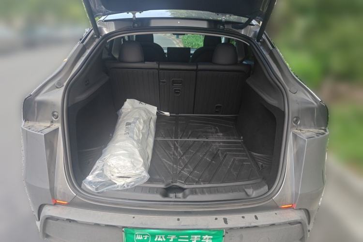 Used Tesla Model Y 2025 Rear-Wheel-Drive Version Trunk