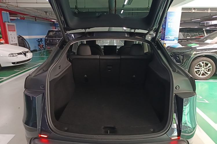 Used Tesla Model Y 2025 Rear-Wheel-Drive Version Trunk