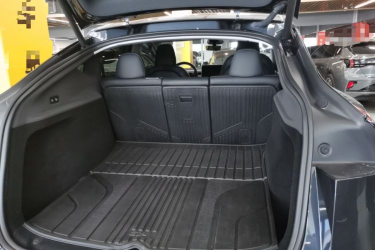Used Tesla Model Y 2025 Rear-Wheel Drive First Edition Trunk