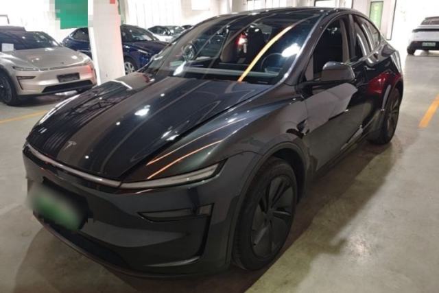 Used Tesla Model Y 2025 Rear-Wheel-Drive Version