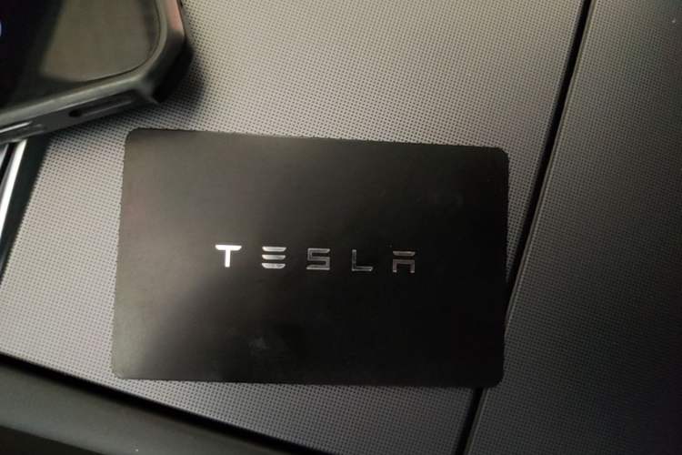 Used Tesla Model Y 2025 Rear-Wheel-Drive Version Vehicle Key