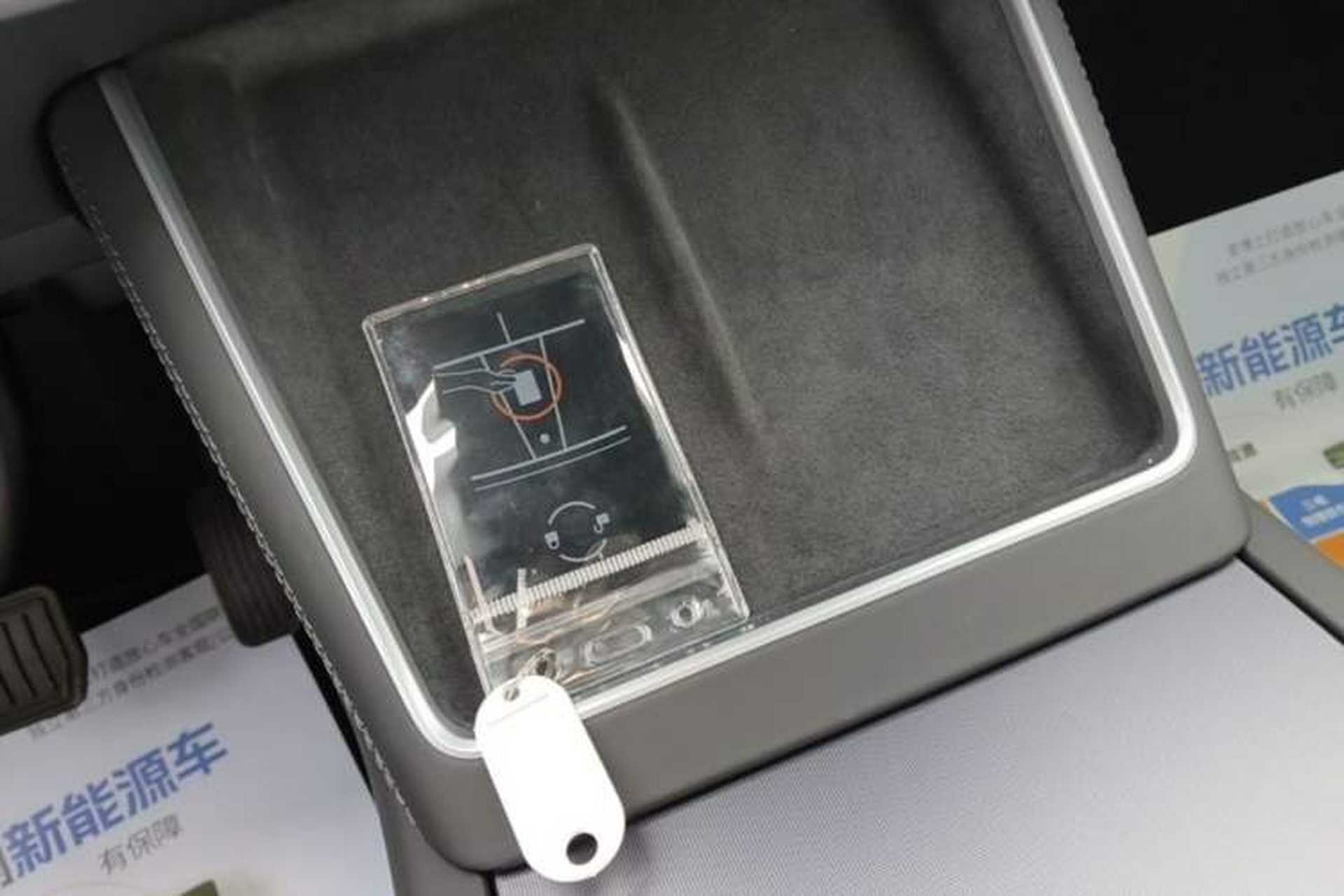 Used Tesla Model Y 2025 Rear-Wheel-Drive Version Vehicle Key