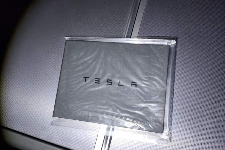 Used Tesla Model Y 2025 Long-Range All-Wheel Drive First Edition Vehicle Key