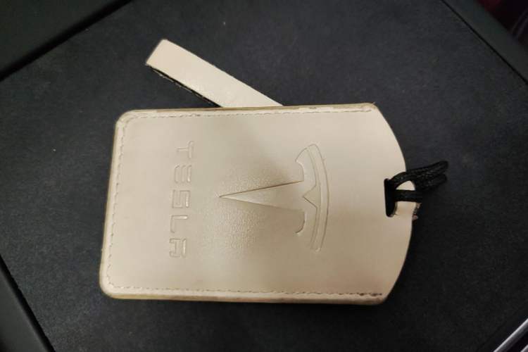 Used Tesla Model Y 2025 Long-Range All-Wheel Drive First Edition Vehicle Key