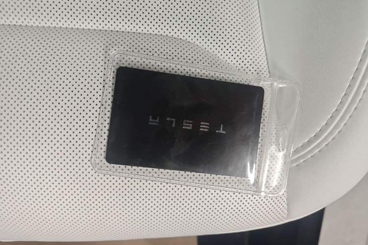Used Tesla Model Y 2025 Rear-Wheel-Drive Version Vehicle Key