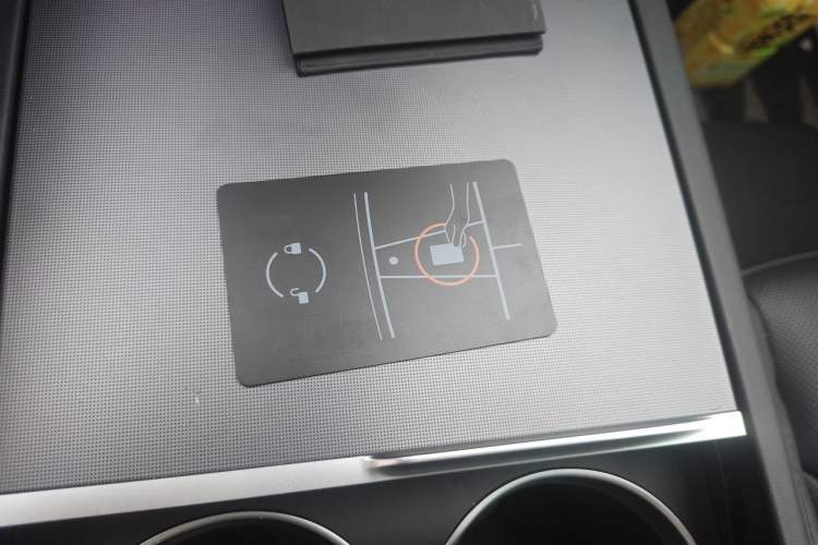 Used Tesla Model Y 2025 Long-Range All-Wheel Drive First Edition Vehicle Key