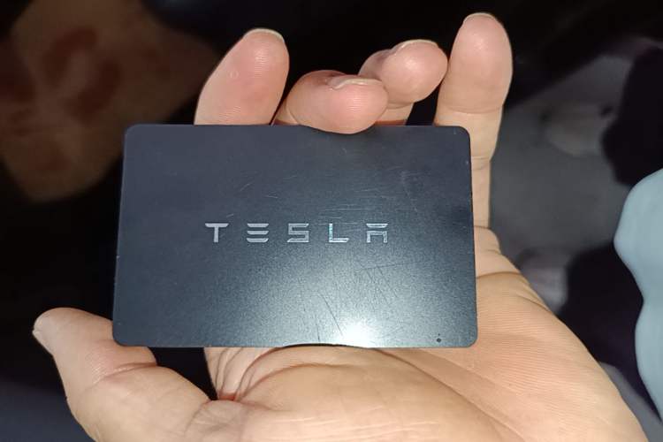 Used Tesla Model Y 2025 Rear-Wheel-Drive Version Vehicle Key
