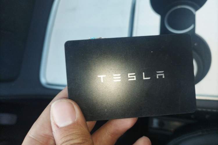 Used Tesla Model Y 2025 Rear-Wheel-Drive Version Vehicle Key