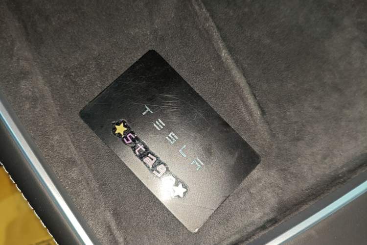 Used Tesla Model Y 2025 Long-Range All-Wheel-Drive Version Vehicle Key