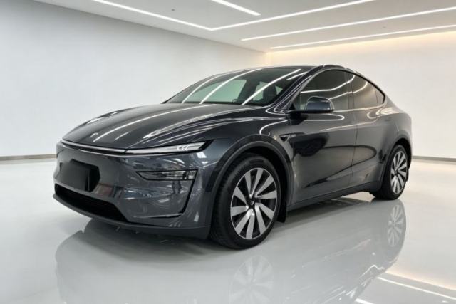 Used Tesla Model Y 2025 Updated Version Long-Range All-Wheel Drive