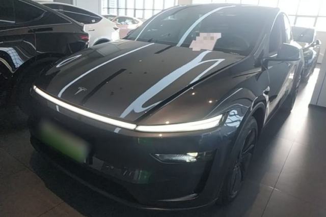 Used Tesla Model Y 2025 Rear-Wheel Drive First Edition